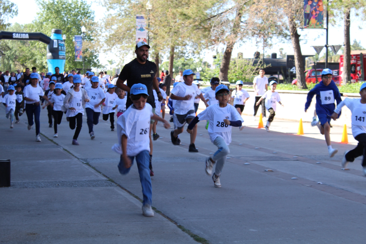 kids running